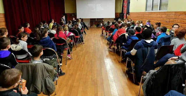 photo  cinéambul permet de voir des films dans 35 communes rurales du département.  &copy;  photo archives le maine libre 