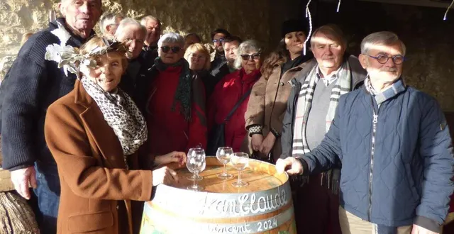 photo  la présentation du tonneau de la saint-vincent.  &copy;  le maine libre 