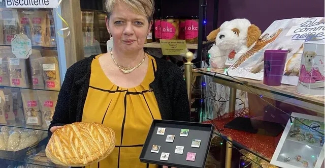 photo  armelle ragueneau, gérante de la boulangerie, propose une action solidaire en faveur des animaux recueillis.  &copy;  le maine libre 