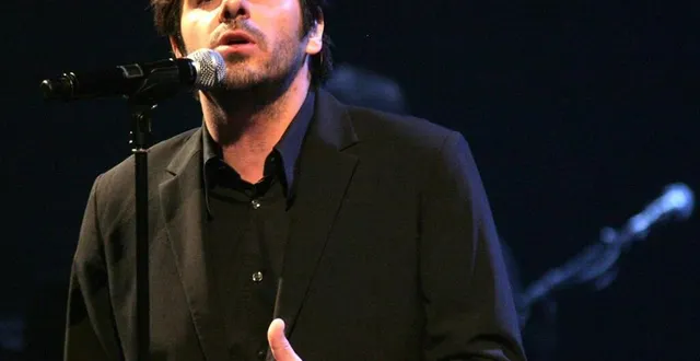 photo  le chanteur patrick fiori.  &copy;  archives co 