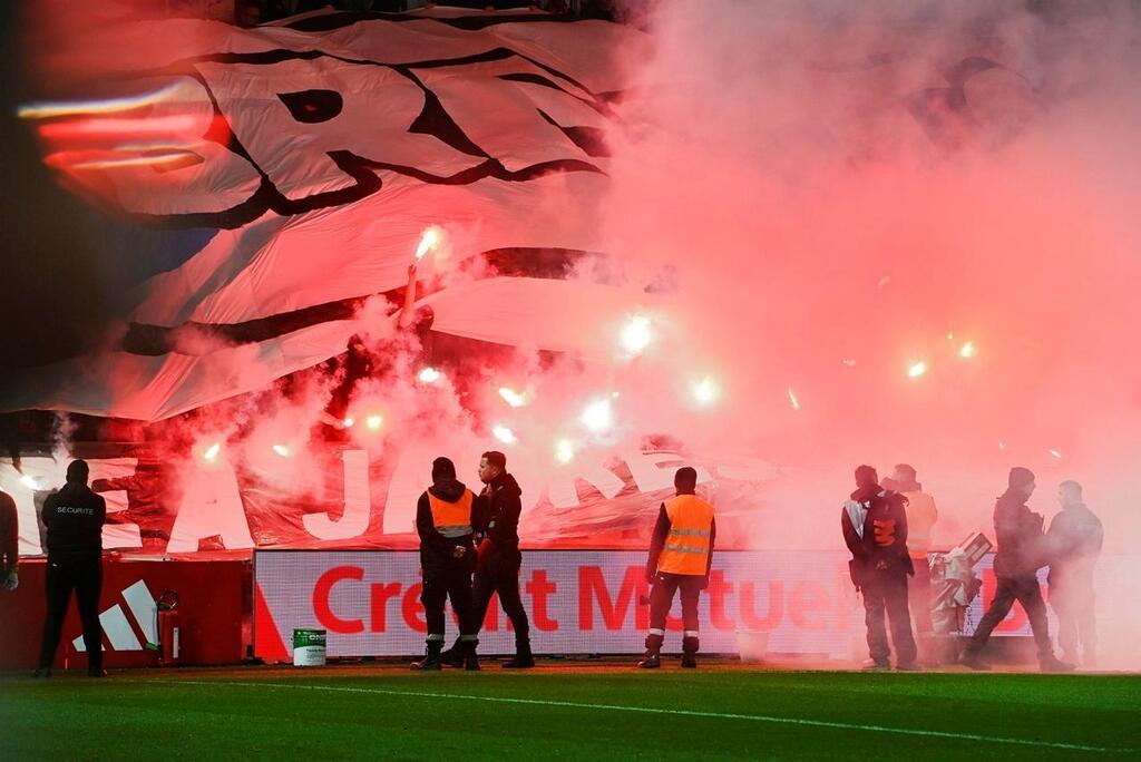 Stade Brestois La Tribune Quimper Fermée Pour Deux Matches Sport 