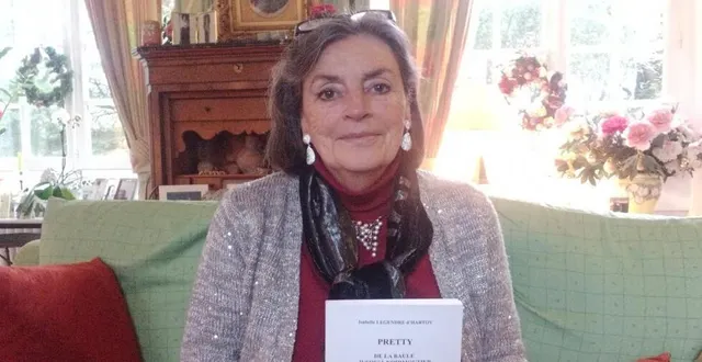 photo  isabelle legendre d’hartoy est en dédicaces pour son nouveau livre : « pretty, de la baule jusqu’à noirmoutier ».  &copy;  ouest-france 