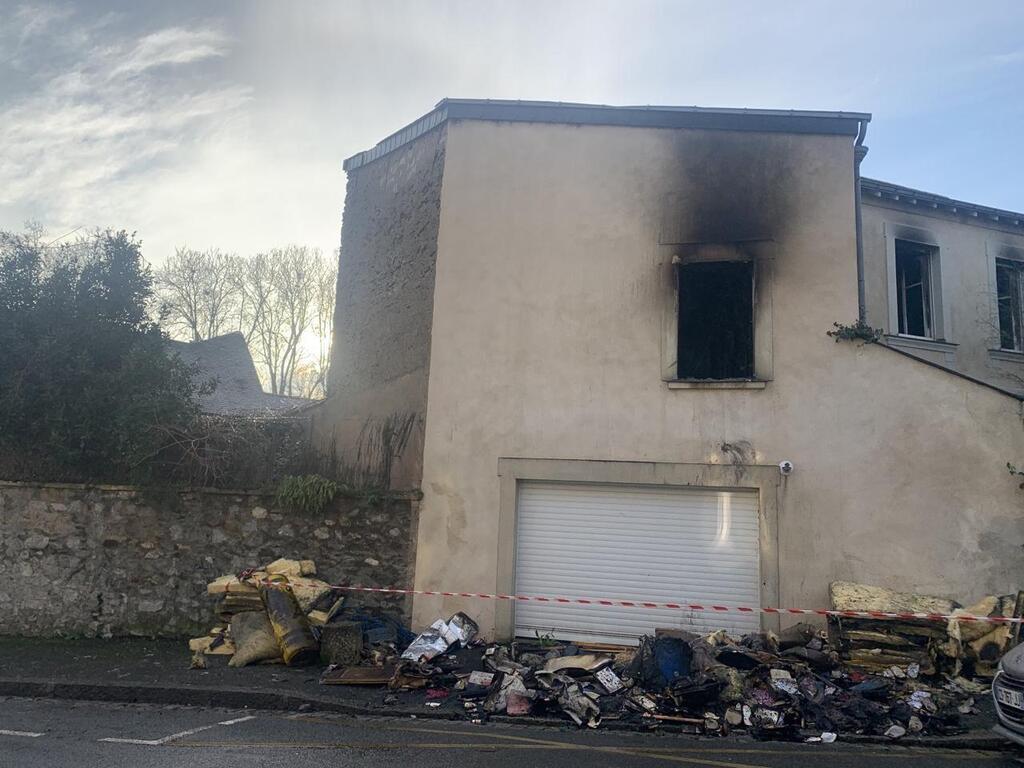 Incendie Angers une maison en partie d truite Angers.maville