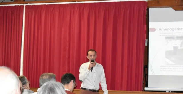 photo  éric descombes, maire de sceaux-sur-huisne.  &copy;  le maine libre 