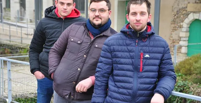 photo  le bureau sortant des ja du canton de la flèche. au premier plan, le président antonin lanceleur. puis fabien fouineau, secrétaire général, et tim huau, vice-président, en janvier 2022.  &copy;  archives le maine libre 