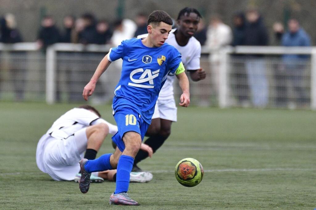 Football Coupe Gambardella 32es Le Stade Briochin Continue Laventure Sport Saint 4697