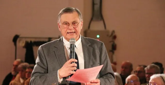 photo  lors de ses vœux 2024, gilles grimaud, président d’anjou bleu communauté, a notamment évoqué le développement économique du territoire.  &copy;  ouest-france 