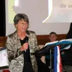 photo  dominique dhommée (à gauche) a reçu la médaille d’honneur communale des mains d’annie paugoy, adjointe. 