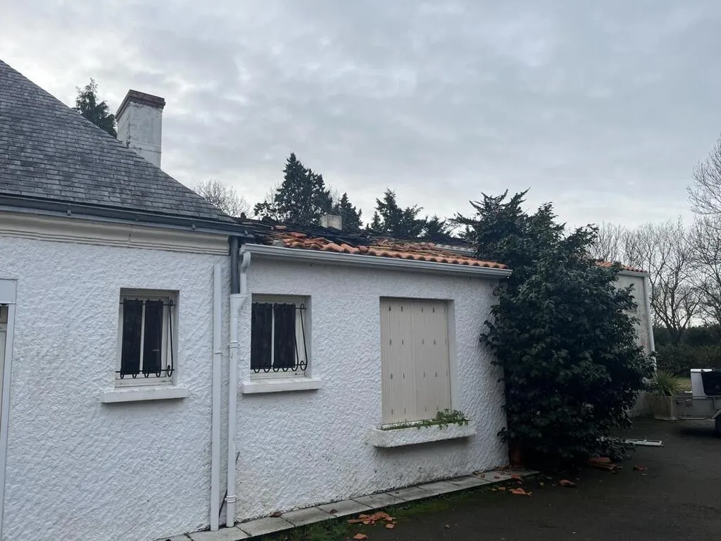 Un incendie se déclare en pleine nuit dans une maison près de Saint