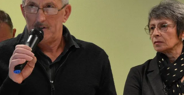 photo  christian dupin a présidé la cérémonie des vœux.  &copy;  le maine libre 