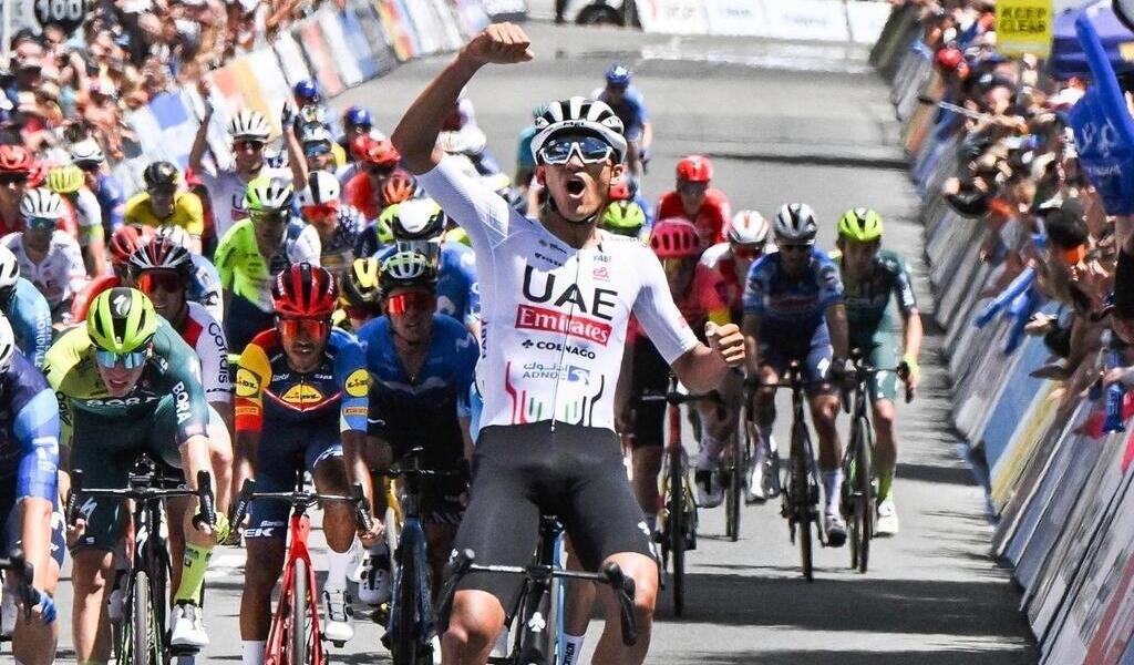 Montar en bicicleta.  Tour Down Under: El joven mexicano Isaac Del Toro gana la segunda etapa.  Deportes