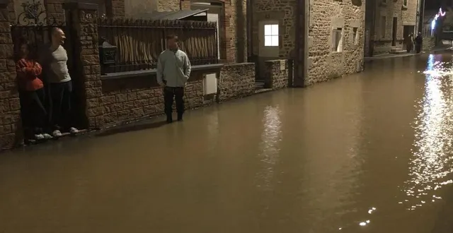 photo  à alençon, les habitants de la rue de l’église avaient été touchés par les inondations.  &copy;  archives ouest-france 