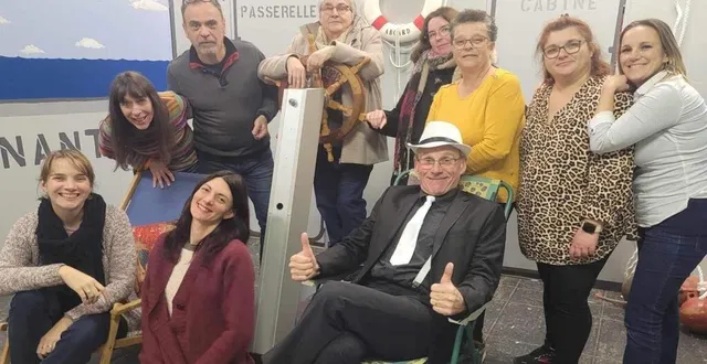 photo  la troupe du théâtre du haut-maine commence sa tournée de l’année, dimanche.  &copy;  théâtre du haut-maine 