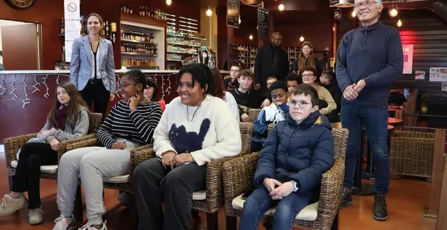 photo  à l’initiative de joseph chenni et du club bowl’maine sablé et avec l’appui de sabrina loirat de l’association colosse aux pieds d’argile, une trentaine de jeunes et d’adultes ont pu être sensibilisés aux violences sexuelles dans le sport.  &copy;  ouest-france 