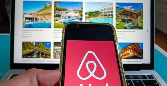 photo  sur l’ensemble du territoire, les montants reversés en taxe de séjour par airbnb sont en hausse de 25 % entre 2023 et 2022.  &copy;  hans lucas via afp 