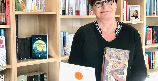 photo  angers, le 16 janvier 2014. aurélie de lapouge dans sa librairie de la rue desmazières.  &copy;  co 