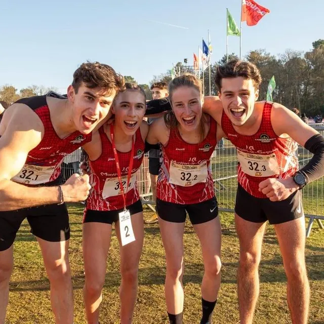 photo l’arrivée au finish d’inès herault a permis au ja montfort-le-gesnois de s’emparer de la deuxième place du championnat régional de relais mixte. le quatuor de l’entente sarthe athlétisme finit premier de l’épreuve, le racing club nantais complète le podium.  ©  dominique breugnot