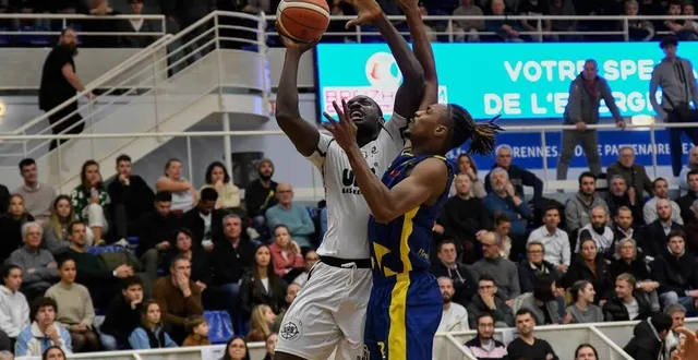 photo  cheick sekou-condé et les rennais ont été pris au piège.  &copy;  jocelyne régent 