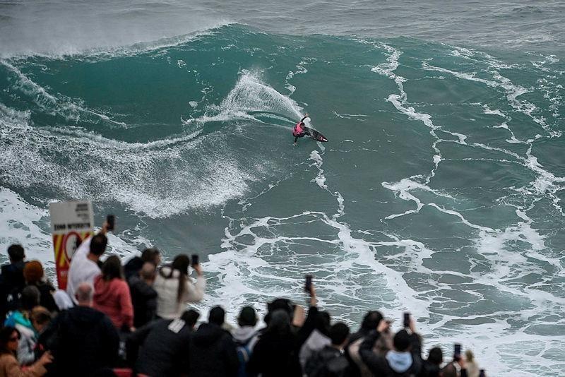 VIDÉO. Surf le Français Clément Roseyro brille au Big Wave de Nazaré