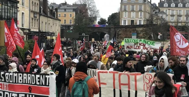 photo  selon notre décompte, 800 personnes ont manifesté dans les rues du mans ce dimanche 21 janvier 2024.  &copy;  archives le maine libre 