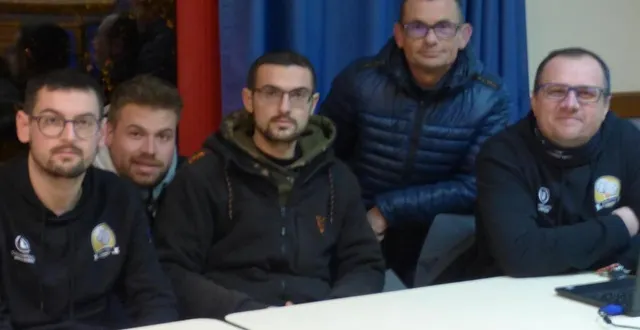 photo  le bureau de l’association pétanque du loir.  &copy;  ouest-france 