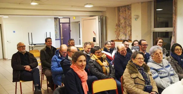 photo  « la présence du public et les retours que nous avons, nous poussent toujours à faire mieux, nous serons là pour vous divertir », a dit le président.  &copy;  ouest-france 