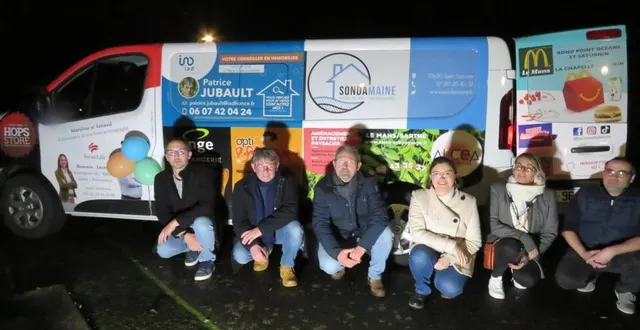 photo  grâce une quinzaine de partenaires, le centre bénéficie d’un minibus pour deux ans.  &copy;  le maine libre 