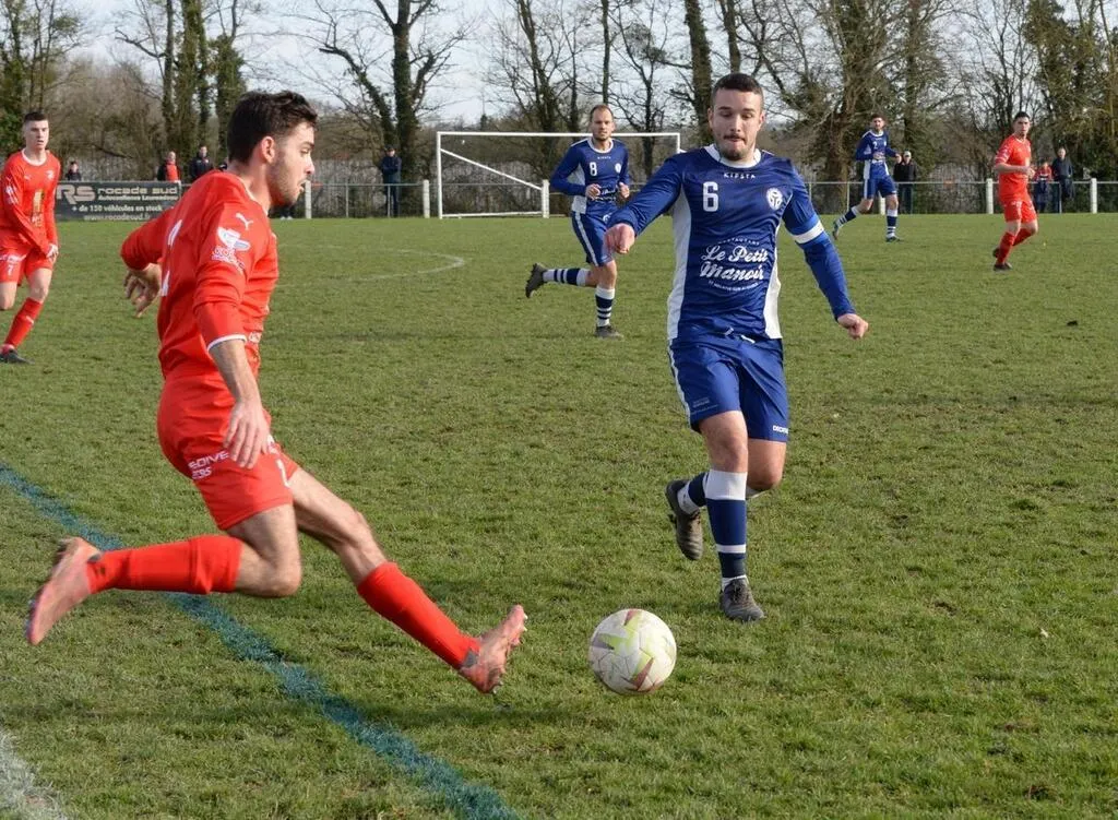 Anjou Football Club. MûrsErigné 2 s’envole, LandemontLaurentais