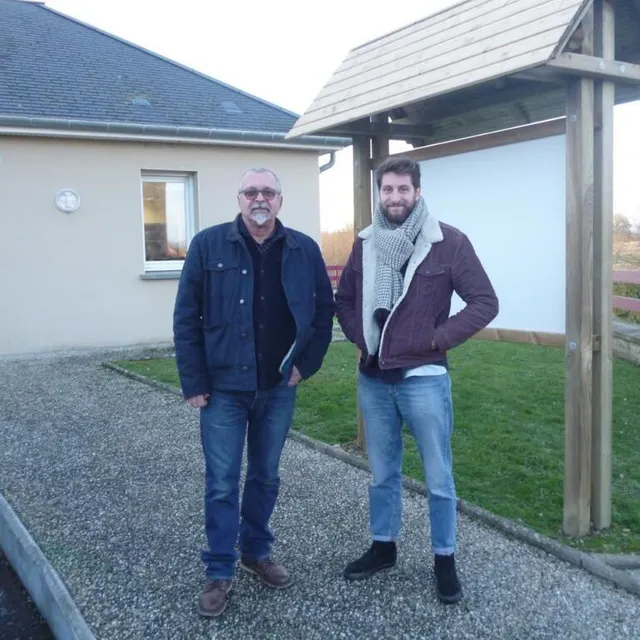 photo pascal ducrey (64 ans) et benjamin mayerfeld (29 ans) sont candidats.  ©  dr