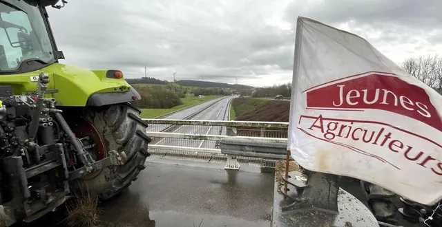 photo  depuis plusieurs jours, les mobilisations des agriculteurs se multiplient dans l’orne.  &copy;  ouest-france 