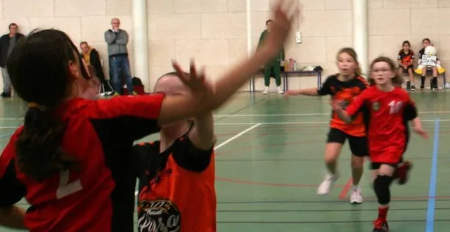 photo  les filles ont remporté leur match contre loué.  &copy;  le maine libre 