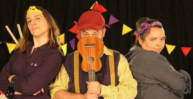 photo  anaïs tampère-lebreton, matthieu vanherpe et pamela blottière interpréteront un spectacle pour tout public.  &copy;  c 