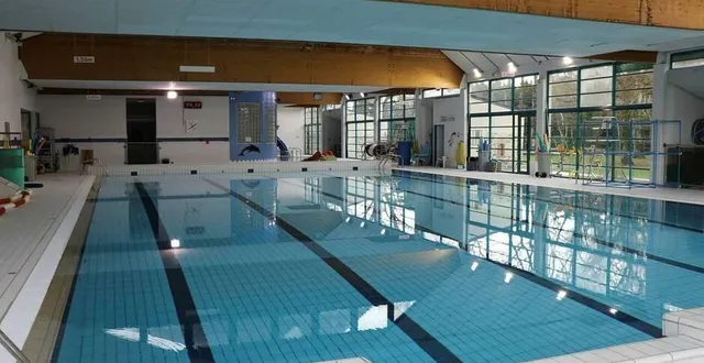 photo  l’étude technique et énergétique sur la piscine de candé (maine-et-loire) a livré les chiffres.  &copy;  ouest-france 