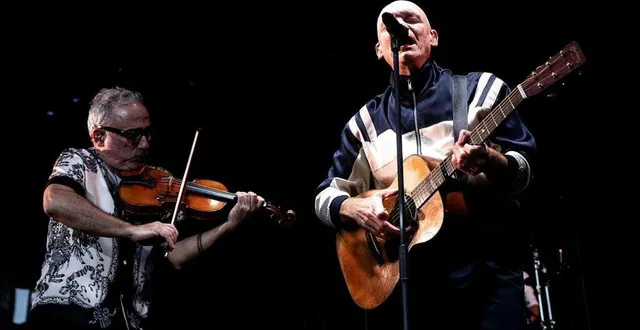 photo  le groupe louise attaque sera le premier à se produire sur la scène des 24 heures du mans 2024, le mercredi 12 juin.  &copy;  guillaume saligot / archives ouest-france 