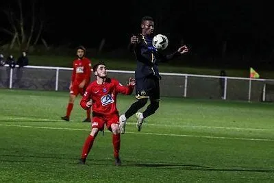 photo  l’apb brûlon est en tête de son groupe en régional 3.  &copy;  archives le maine libre 