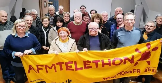 photo  les organisateurs du téléthon et les présidents d’associations sont fiers de la mobilisation des habitants.  &copy;  le maine libre 