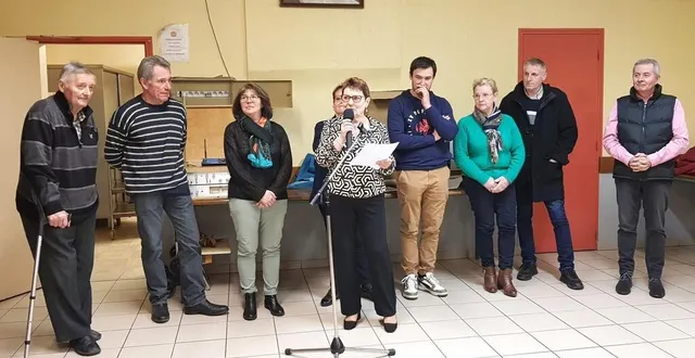 photo  célébration et projets, la convivialité était au rendez-vous lors des vœux du maire à saint-georges-du-rosay.    &copy;  le maine libre 