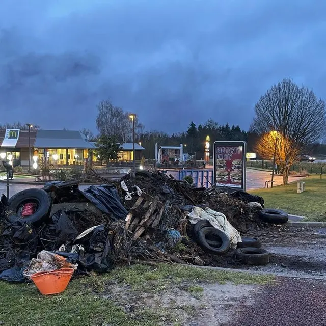 photo le mcdonald est aussi concerné par le blocage.  ©  ouest-france