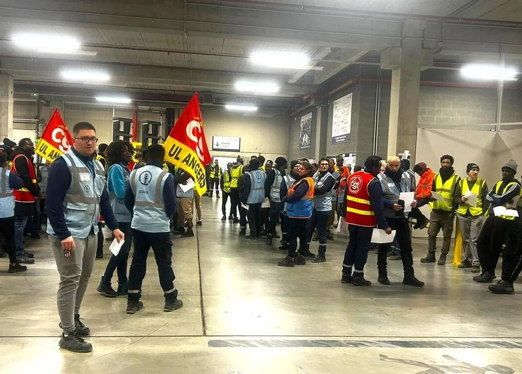 Près d’Angers, pourquoi les intérimaires et les salariés en CDI font