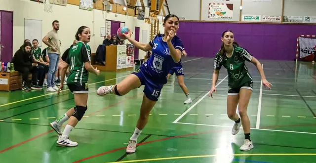 photo  l’ecv va jouer un match important pour le maintien à jargeau.  &copy;  archives le maine libre 