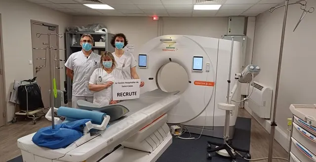 photo  après la fermeture de l’imagerie, victime de l’effondrement d’une partie du mur, le 16 janvier 2023, le service s’équipe de nouveau matériel avec, notamment, l’arrivée d’un nouveau scanner.  &copy;  dr 