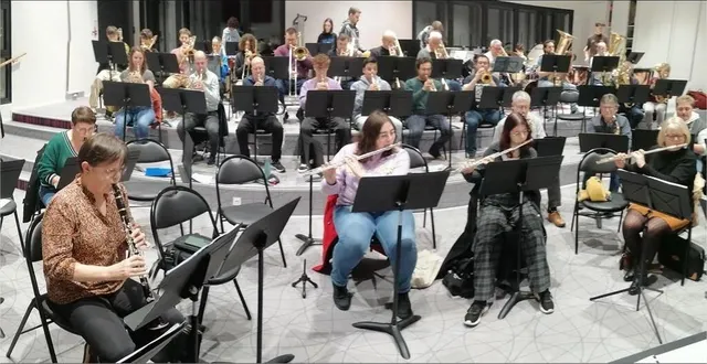 photo  l’orchestre d’harmonie du belinois en pleine répétition.  &copy;  le maine libre 