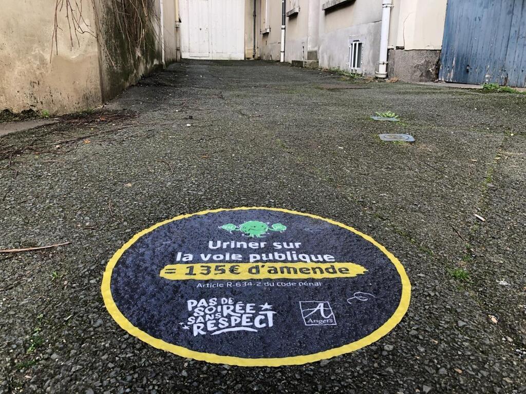 Une campagne contre ceux qui urinent sur la voie publique à Angers -  Angers.maville.com