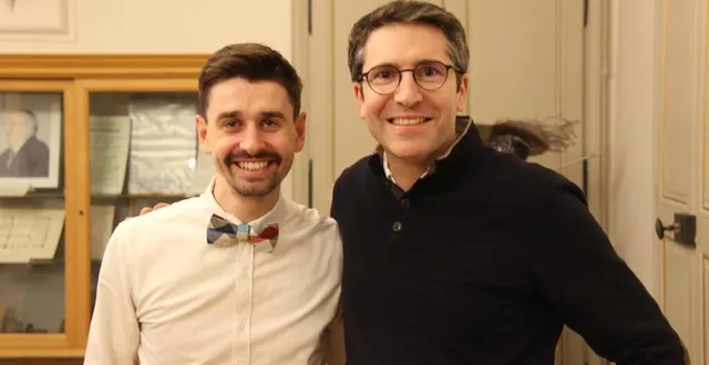 photo  jérémy étoile a passé la présidence du club des entreprises du pays fléchois à arnaud longchambon, ce mardi 6 février 2024, à l’occasion de l’assemblée générale de l’association.  &copy;  ouest-france 