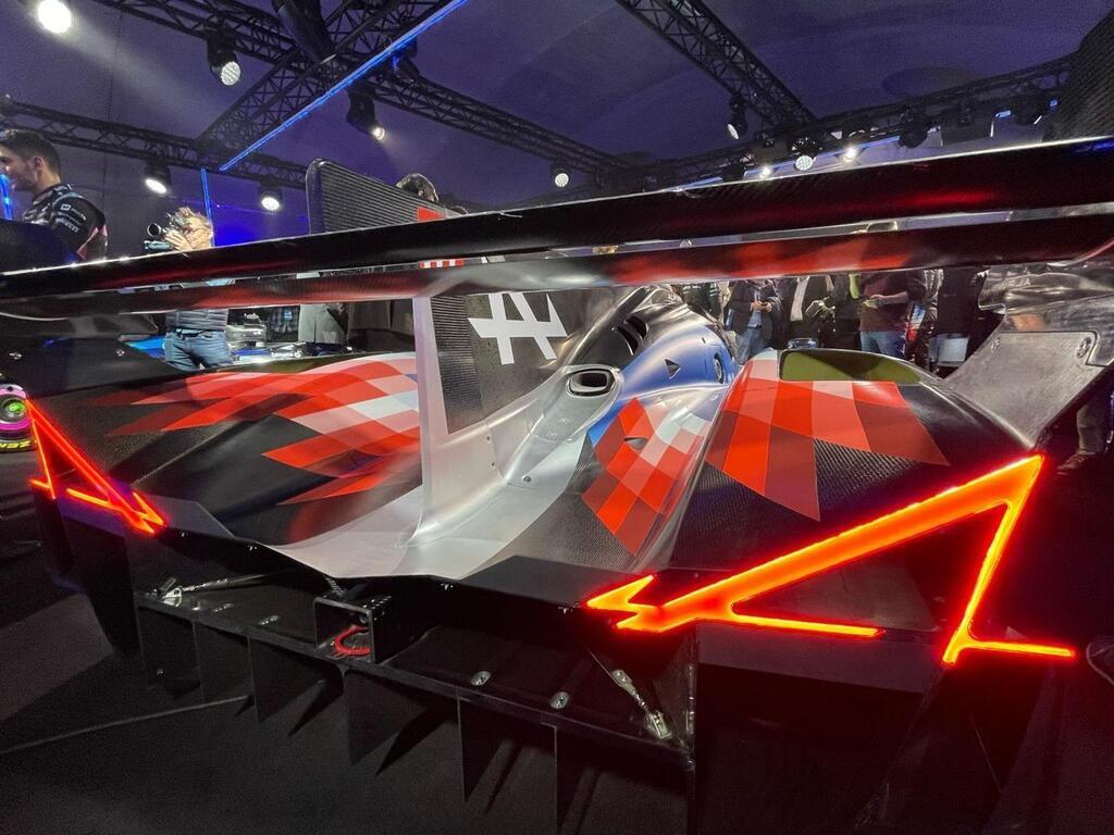 Heures Du Mans Alpine D Voile Son Hypercar Bleu Blanc Rouge