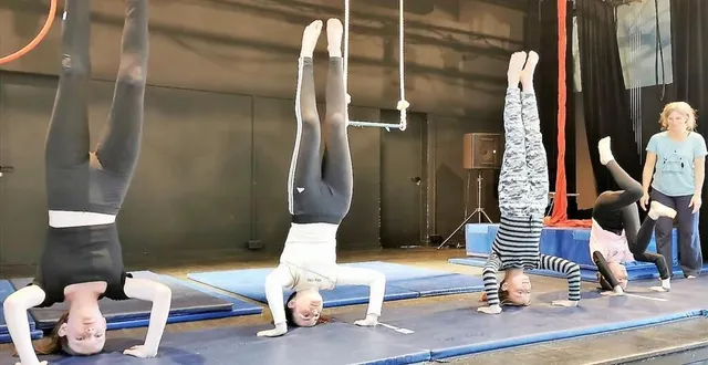 photo  un stage de trapèze, tissu et cerceau sera proposé du 26 au 28 février.  &copy;  archives le maine libre 