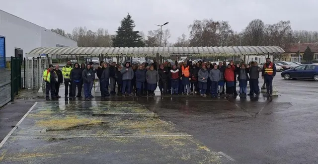 photo  des salariés de l’entreprise howmet, à saint-cosme-en-vairais, sont en grève depuis mercredi 7 février 2024.  &copy;  intersyndicale howmet 