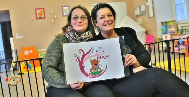 photo  angélina trohel et séverine dubois sont les deux assistantes maternelles de la mam de juigné-sur-sarthe (sarthe), fraîchement rebaptisée calin’ours.  &copy;  ouest-france 