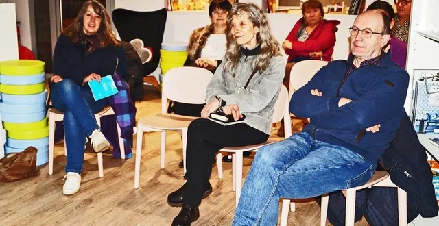 photo  un public clairsemé pour cette réunion d’information et de recherche de bénévoles.  &copy;  ouest-france 