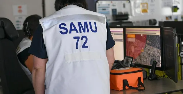 photo  le samu est intervenu ce dimanche 11 février 2024 avec les pompiers pour un malaise à montval-sur-loir. la victime n’a pas survécu.  &copy;  archives le maine libre / yvon loué 